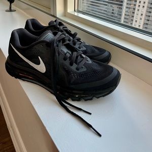 Men’s Nike Black Running Shoes